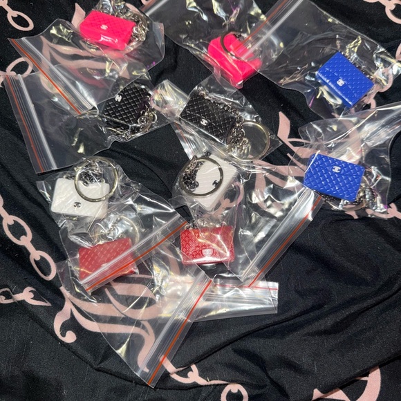 Miniature Designer Bag Keychains - Picture 6 of 9